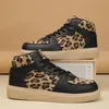 Neue Stil Mode Leopard frauen Schuhe Design High top Turnschuhe Männer Casual Leder Männer Skate Schuhe Vulkanisierte zapatillas hombre