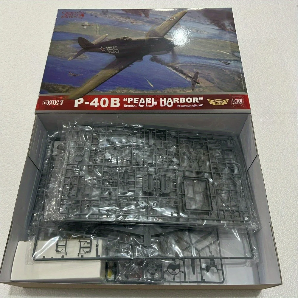 Zusammenbauen Sie den Kundenspezifischen Modellbausatz L3202 im Maßstab 1:32 P-40B Warhawk Pearl HarborBy Great Wall Hobby