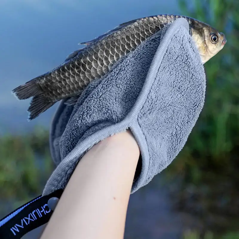 Einschichtiges, verdicktes Angelhandtuch Luya Exklusive Angel- und Fanghandtücher aus Fasersamt, rutschfestes, gewickeltes Fischhandtuch Image