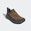 Wanderschuh ADIDAS TERREX "TRAILMAKER 2 GORE-TEX", Gr. 43, bronze strata, blanch cargo, carbon, Textil, Synthetik, sportlich, Schuhe, wasserdicht