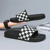 Sommer Neue Männer Hausschuhe Indoor Outdoor Sandalen Strand Bequeme Rutschen Herren Casual Schuhe Paar Hause Hausschuhe Große Größe 47 48