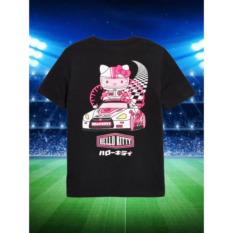2025 heißes neues Sanrio Hello Kitty Graphic Racing Hello Kitty und Auto-Muster, trendiger Tokyo-Geschwindigkeitsstil