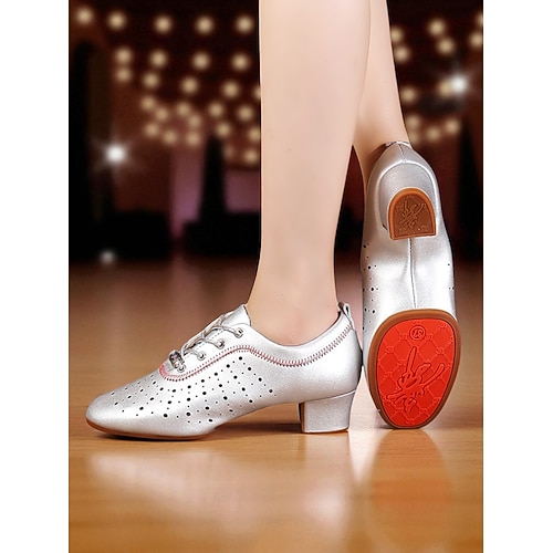 Goldene Damen-Tanzschuhe zum Schnüren – bequeme Jazz- und Ballsaal-Übungsschuhe mit niedrigem Blockabsatz für Auftritte und Training Image