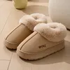 Winter Flauschigen frauen Hausschuhe Plüsch Luxus Designer Frau Schuhe Flache Innen Stiefeletten Weibliche Casual Fuzzy Pelz Rutschen Elegante