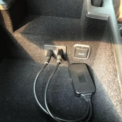 Car AUX Bluetooth Adapter, Wireless Audio Receiver with HIFI Sound Quality, Hands-Free Calling Music Player for Vehicle