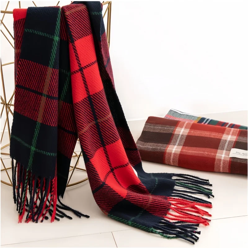 Weihnachtsroter Schal für Frauen, Kaschmirimitat, kariert, bedruckt, Plüschschal, Trend, hochwertiger warmer Schal, Quastenschals Image