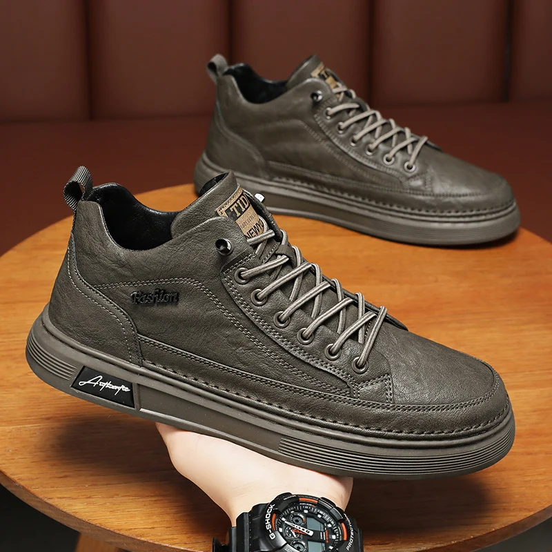 Britische Leder Herren Freizeit schuhe atmungsaktive trend ige hand gefertigte Schuhe Plattform atmungsaktive Schuhe männliche Wanderschuhe Männer schwarze Schuhe