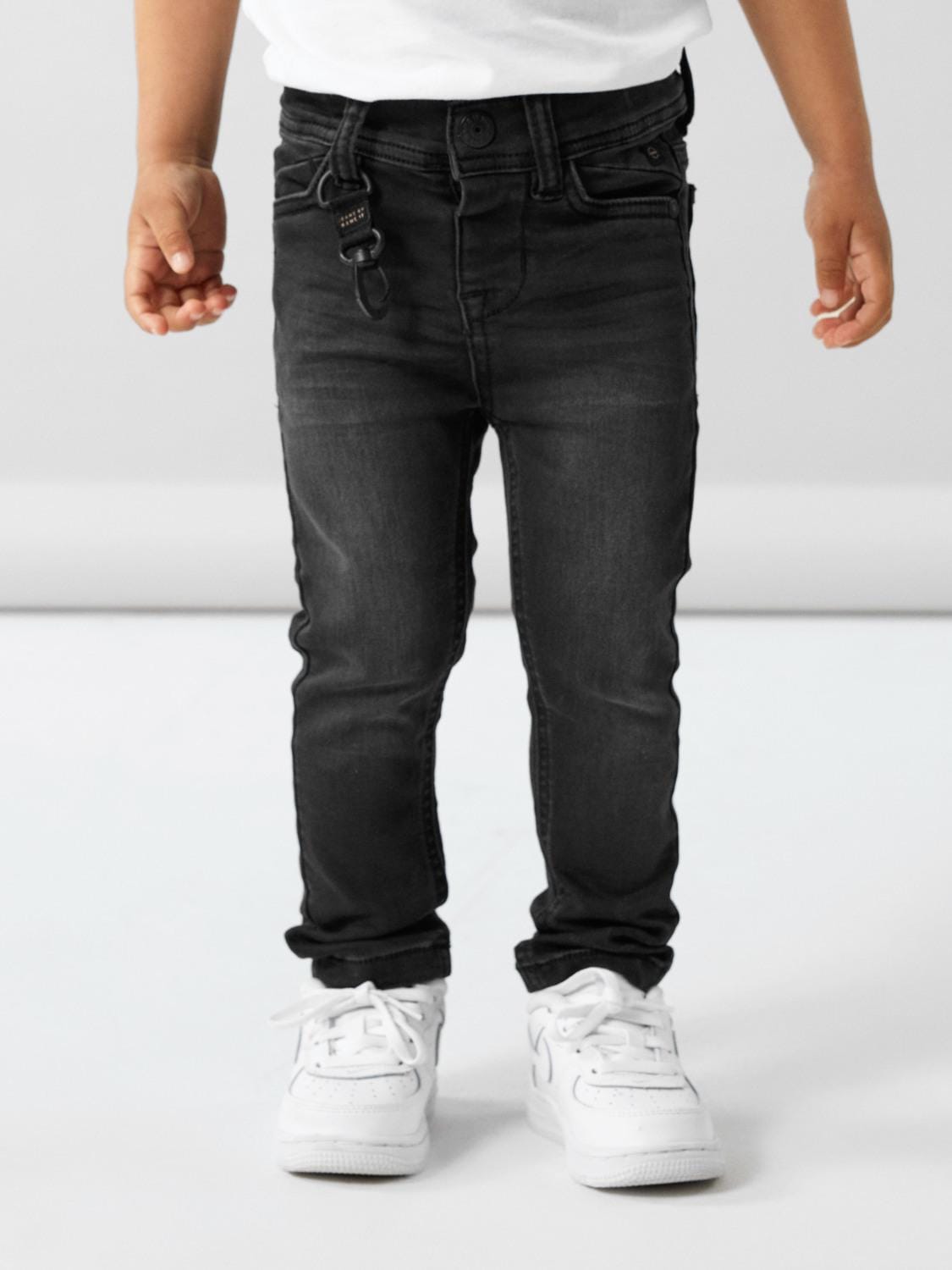Slim-fit-Jeans NAME IT "NMMTHEO DNMTHAYER 2689SWE KEY PANT NOOS", Jungen, Gr. 104, N-Gr, schwarz (schwarz denim), Denim/Jeans, Obermaterial: 70% Baumwolle, 27% Polyester, 3% Elasthan, unifarben, Casual, slim fit, Jeans Image