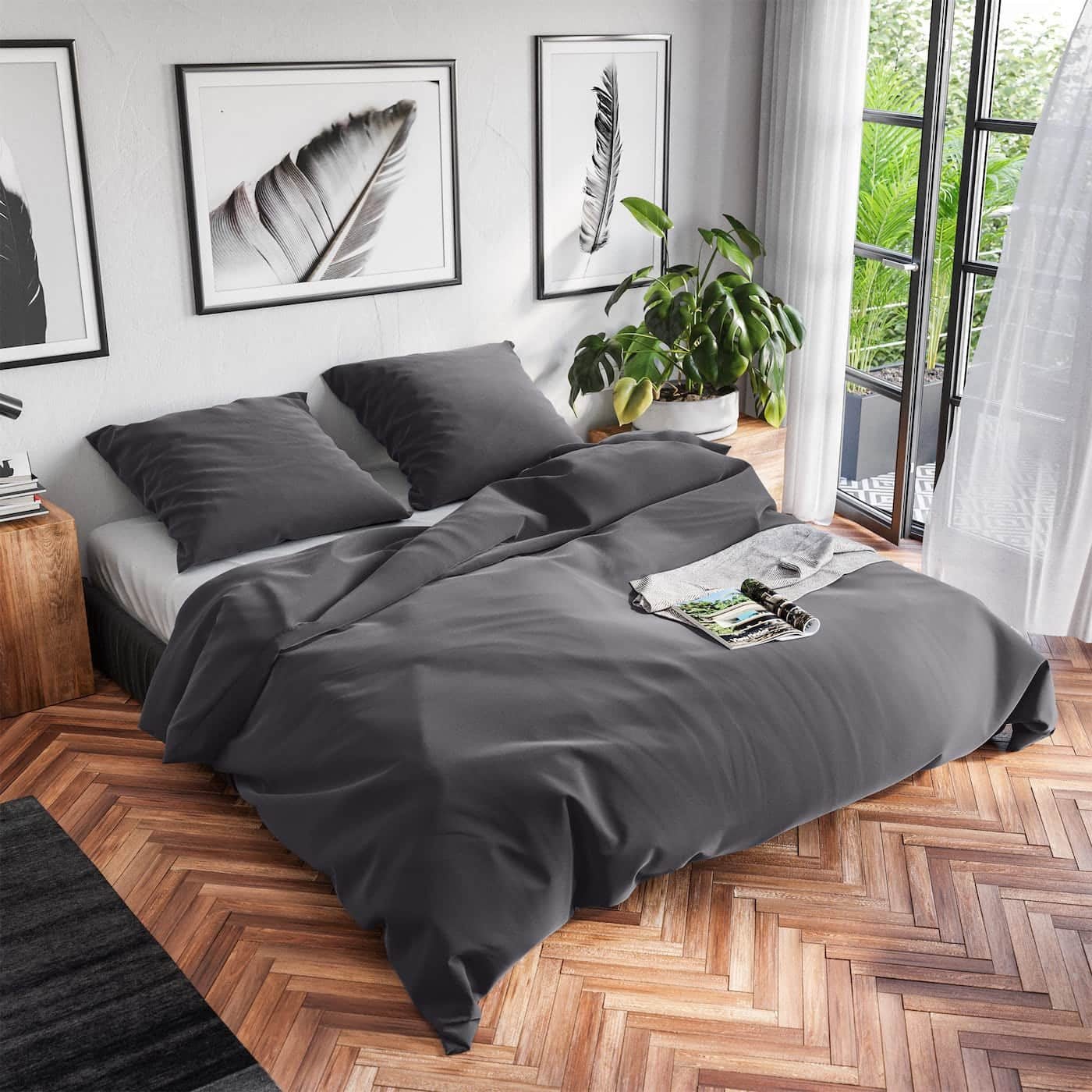 Bettwäsche WOLKENFELD "Renforcé Bettwäsche Baumwolle - Natürlich weiches Schlafgefühl", anthrazit, B/L: 200cm x 220cm, 1 Stk., 2 Stk., Renforcé, B/L: 80cm x 80cm & 80cm x 80cm, 3 Stk., Renforcé, Obermaterial: 100% Baumwolle, Bettwäsche, 135x200 cm,... Image