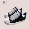 R-o Schwarzer Lederschuh Jumbo Schnürsenkel Low Top Freizeitschuhe Herren Sneaker Rindsleder Damen Sneakers Hochwertige flache Lederstiefel