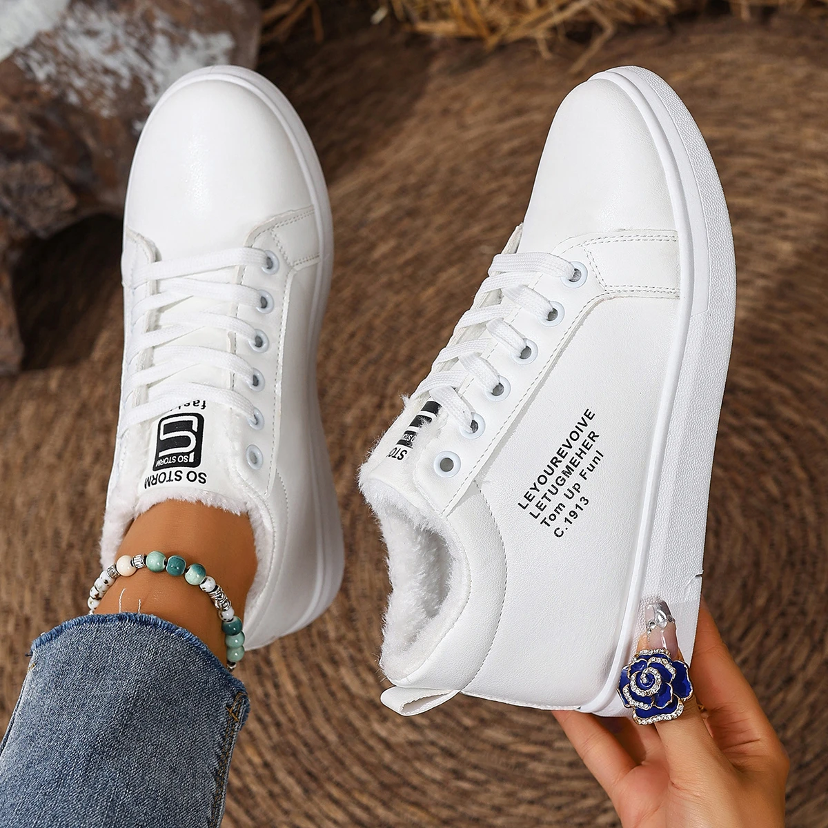 Neue Schnee Stiefel Winter Outdoor Frauen Schuhe Warme Plüsch Dame Casual Schuhe Lace Up Fashion Sneakers Plattform Schnee Stiefel