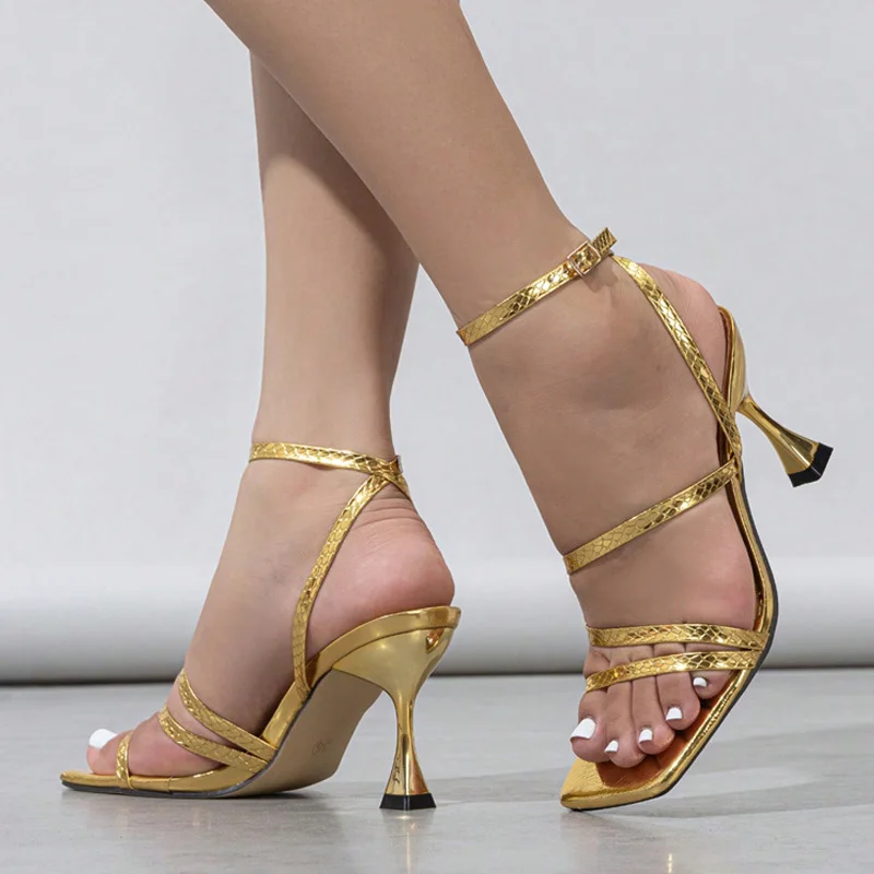 Liyke Sexy Snake Print Leder Ankle Strap Gold Sandalen Frauen Schmale Band Platz Offene spitze Gladiator High Heels Für Damen Schuhe