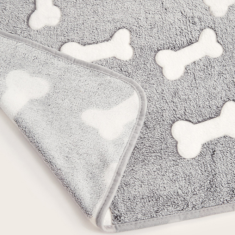 Blanket For Pet Lightweight Coral Fleece Soft Warm Four Season Dog Cat Throw Mat Washable Cozy Bedding Travel Sofa Cushion Protective Cover Home Pet Supplies