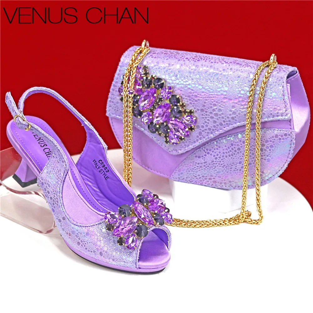 Afrikanische neueste reife klassische Stil Plattform Design Strass Dekoration Party Hochzeit Schuhe und Tasche in lila Farbe