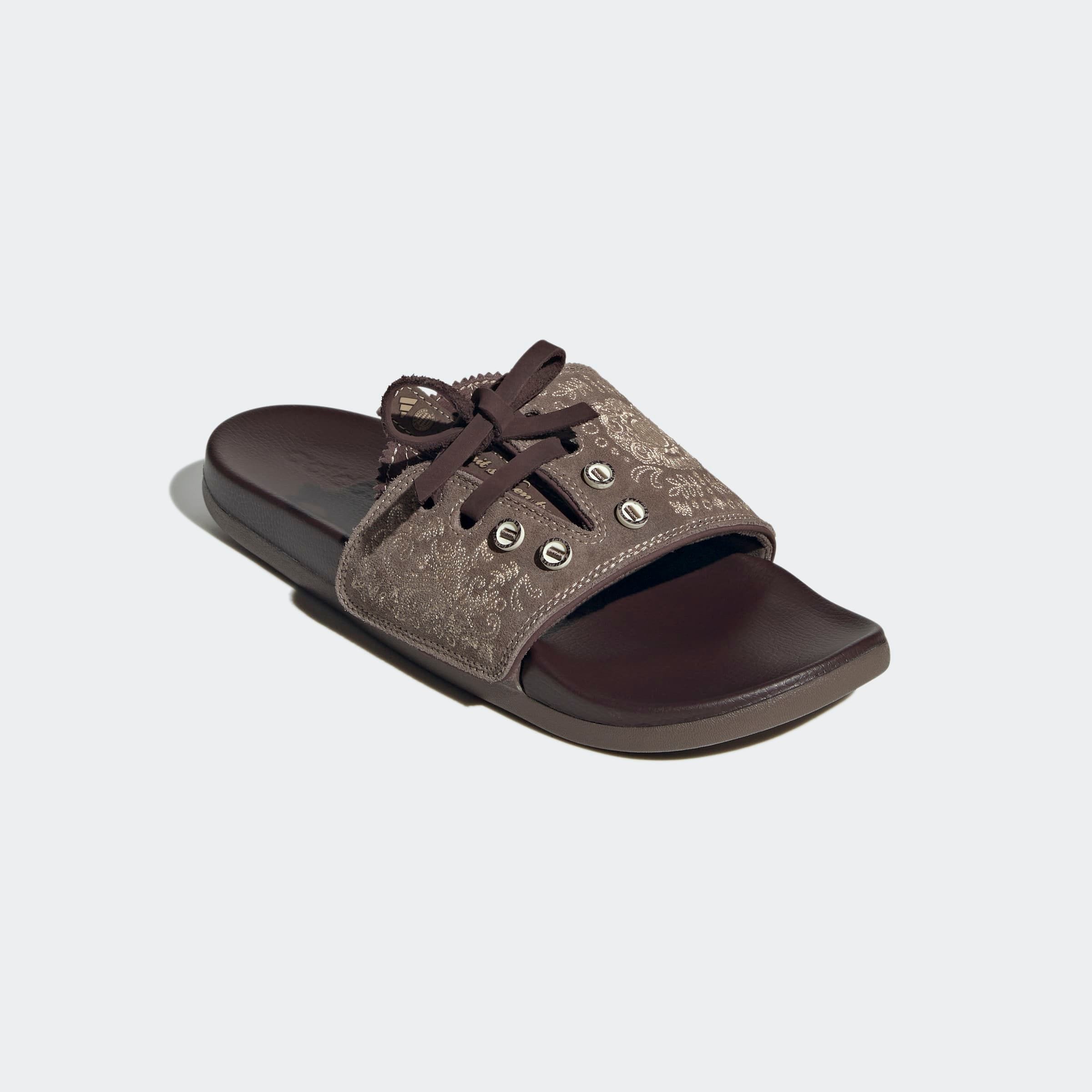 Badesandale ADIDAS SPORTSWEAR "ADILETTE COMFORT BADESCHLAPPEN", Gr. 44,5, earth strata, warm sandstone, shadow braun, Leder, Schuhe
