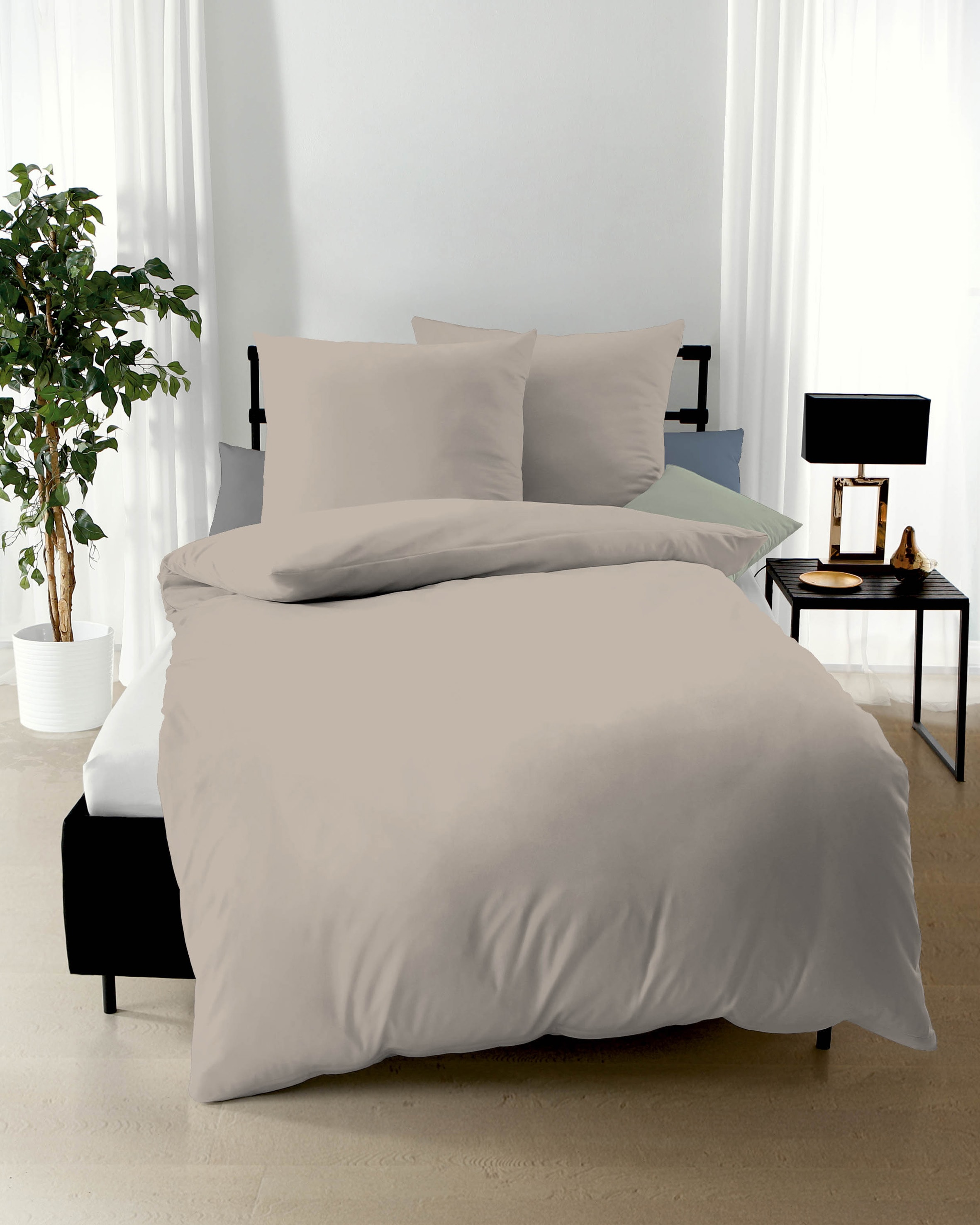 Bettwäsche KAEPPEL "Uni", braun (cappuccino), B/L: 140cm x 220cm, 1 Stk., 1 Stk., Mako-Satin, B/L: 70cm x 90cm, 2 Stk., Mako-Satin, Obermaterial: 100% Baumwolle, Bettwäsche, Unifarben Image