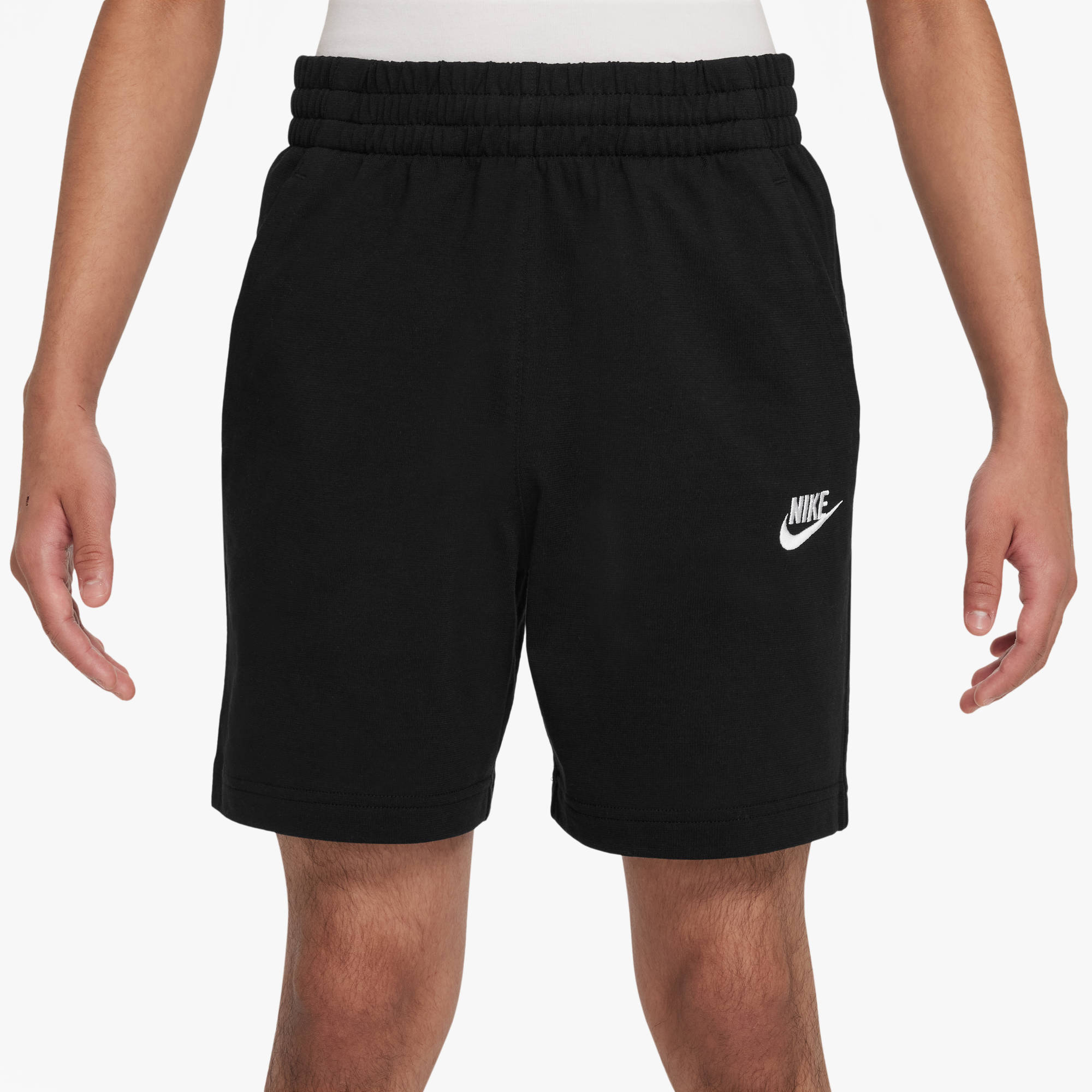 Trainingsshorts NIKE SPORTSWEAR "K NSW CLUB KNIT SHORT 6IN LBR", Kinder, Gr. L (152/158), N-Gr, schwarz, weiß, Obermaterial: 100% Baumwolle, Hosen Image
