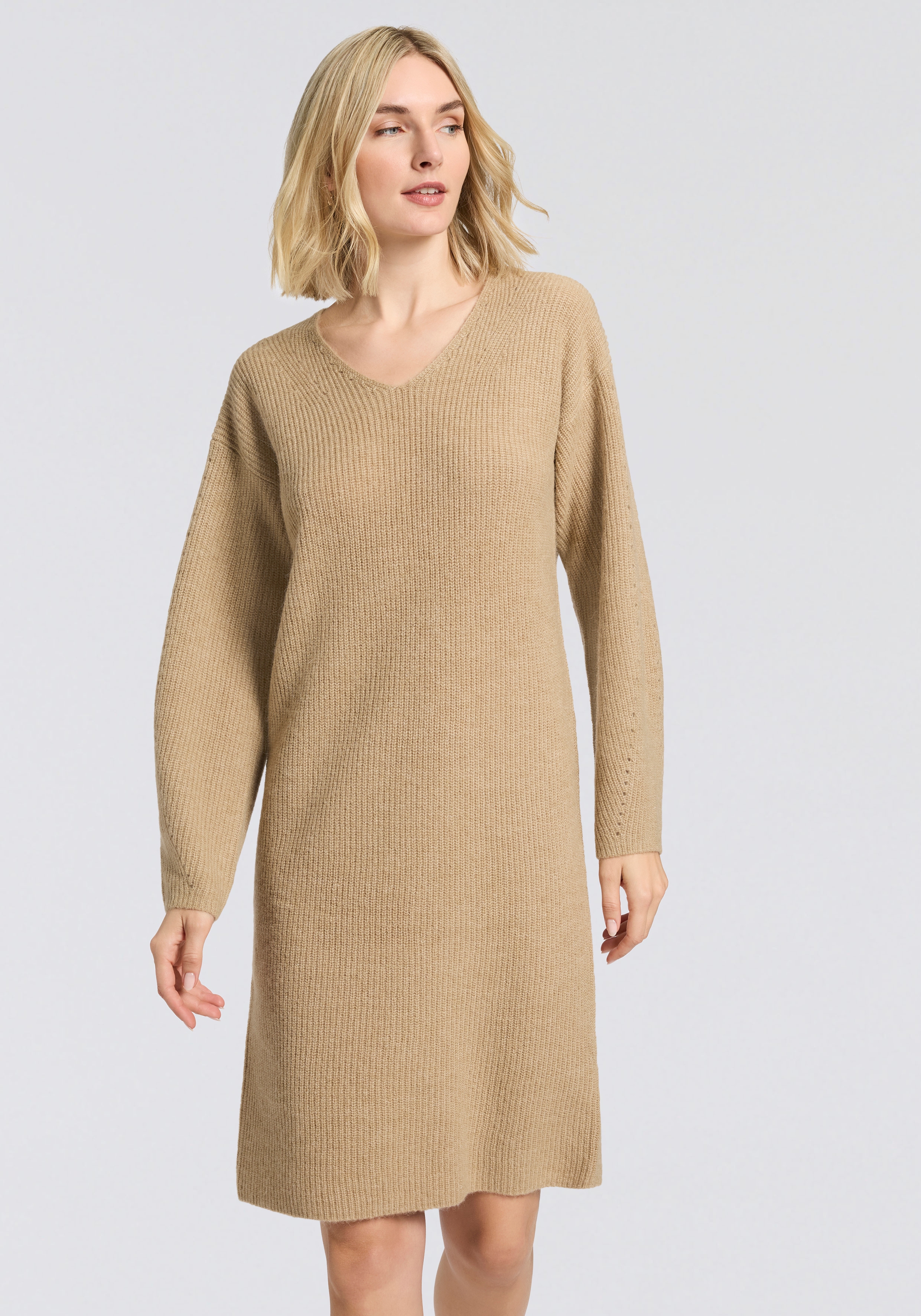 Strickkleid BOSS ORANGE "Fusil Premium Damenmode", Damen, Gr. L (40), N-Gr, rust, copper 222, Web, Obermaterial: 35% Alpaka, 35% Wolle, 30% Polyamid, unifarben, knieumspielend, V-Ausschnitt, gerader Abschluss, Kleider Strickkleid, mit V-Ausschnitt &...