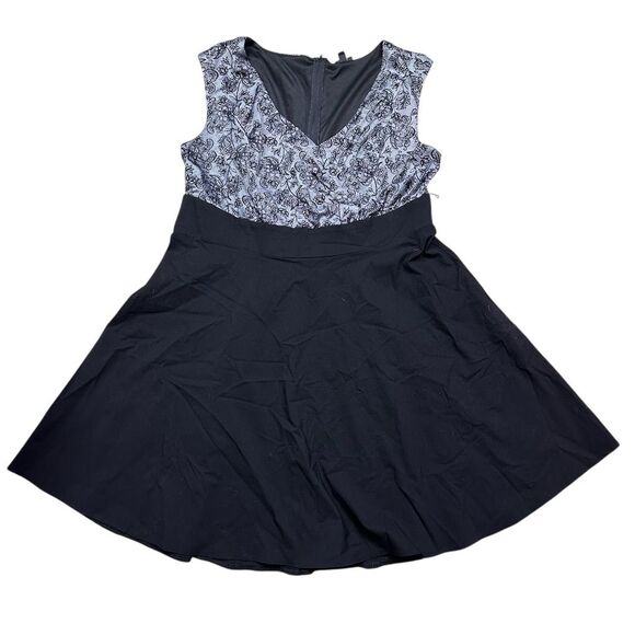Torrid Dresses | Torrid Women's Size 24 Black Floral Fit & Flare Sleeveless Dress Wedding Guest | Color: Black | Size: 24