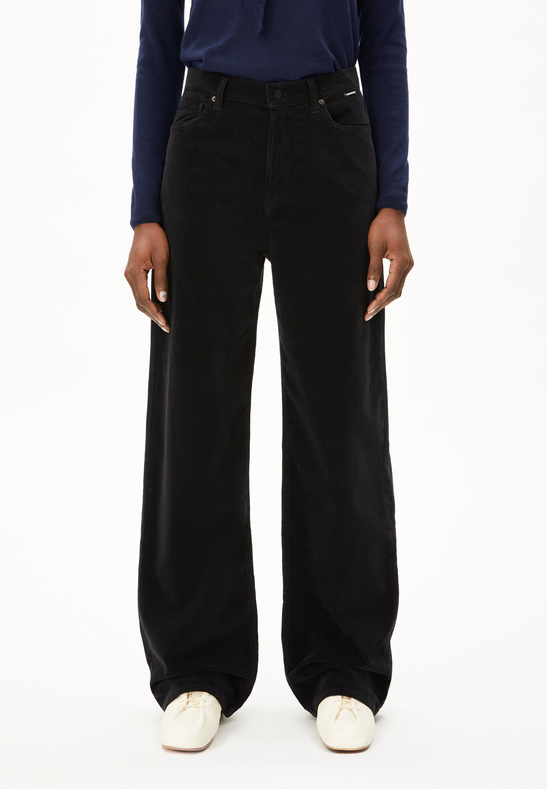 ENIJAA VELVET | Webhose aus Bio-Baumwoll Mix - schwarz (28-34) Image