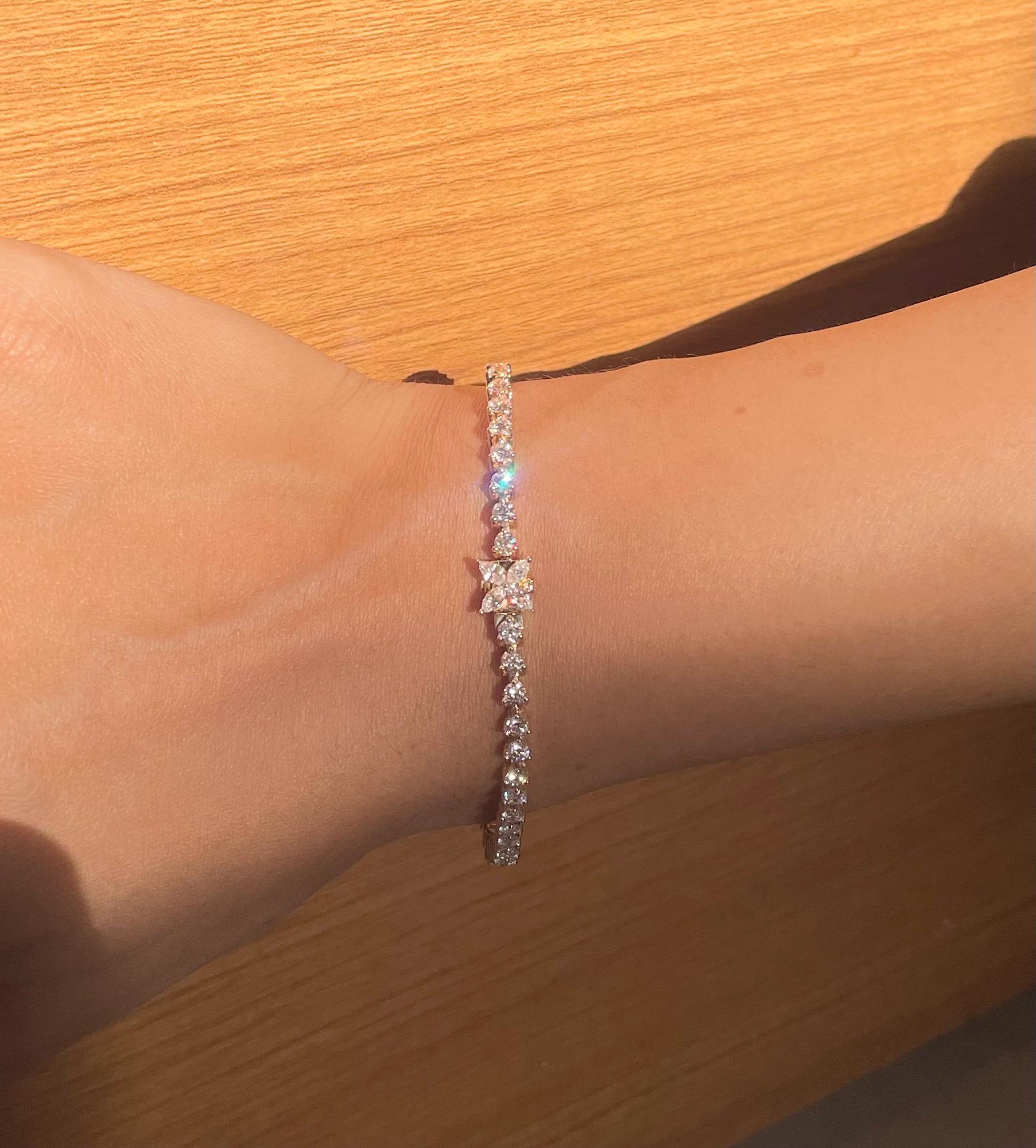 Bracciale tennis in oro 14 carati con diamanti e chiusura a farfalla Marquis / Delicato bracciale tennis classico con catena a farfalla / Bracciale co