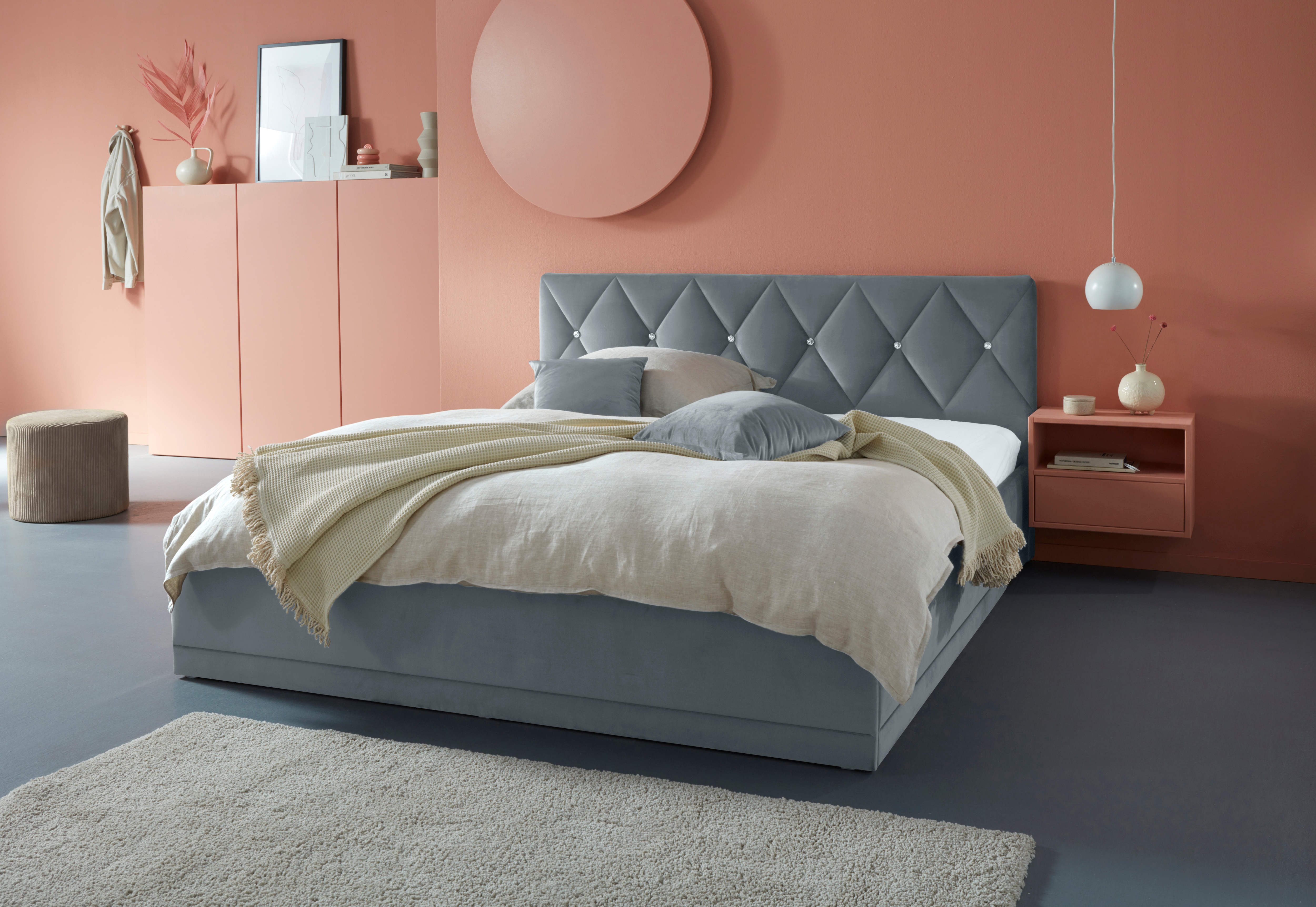 Polsterbett "Adamas", grau, L:210cm, Bezug: 100% Polyester, Polsterung: Polsterwatte, Material Gestell: gepolsterter Holzwerkstoff, WESTFALIA SCHLAFKOMFORT, Betten, auch mit Bettkasten, Knopfheftung mit Strasssteinen Image