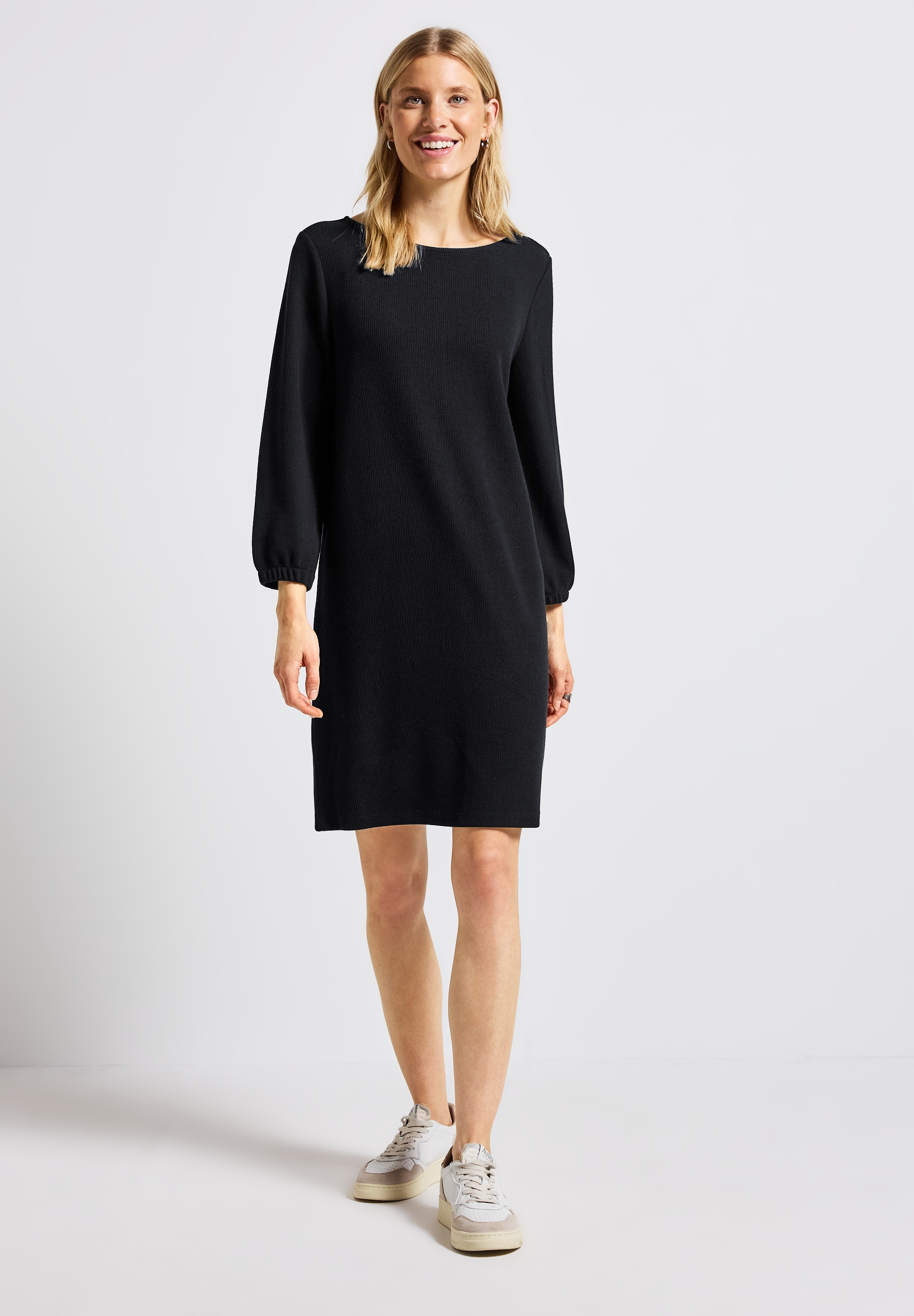 Jerseykleid STREET ONE, Damen, Gr. 42, EURO-Größen, schwarz, Stoff, 69% Polyester, 28% Viskose, 3% Elasthan, unifarben, normal knielang, U-Boot-Ausschnitt, Bündchen, Kleider Jerseykleid, knielang