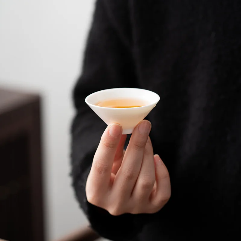 Handgemachte Roherz Talg Jade weißes Porzellan Hut Tasse Keramik Teetasse kleine Teetasse Kung Fu Teeset Tasse Dehua weißes Porzellan Image