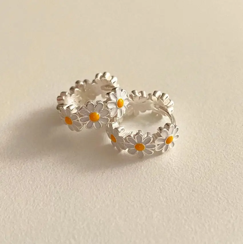 925 Sterling Silber Gänseblümchen-Ohrringe für Damen, Vintage-Luxusschmuck, Verlobungs- und Hochzeitsaccessoires, Allergiefrei Image