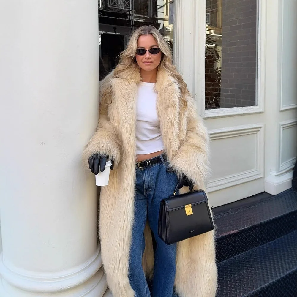 2025 neue Temperament Licht Beige Lange Faux Pelzmantel Frauen Herbst Winter Verdickt Warme Mode Vielseitig Obergewand