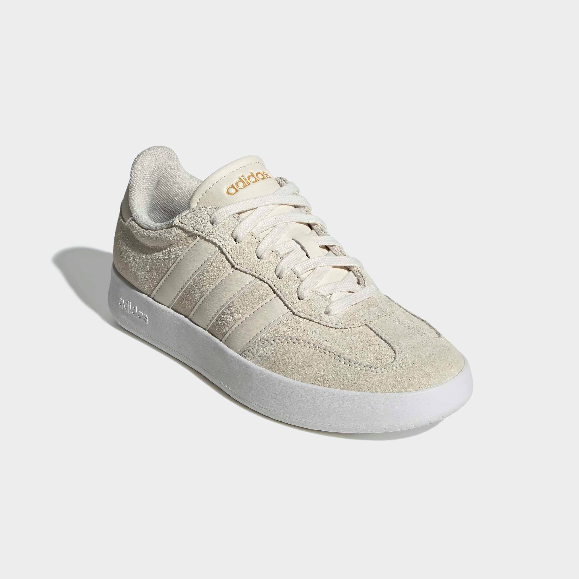 Sneaker ADIDAS SPORTSWEAR "BARREDA", Damen, Gr. 42, wonder weiß, wonder weiß, gold metallic, Leder, Synthetik, Schuhe Sneaker, inspiriert vom Design des adidas handball spezial
