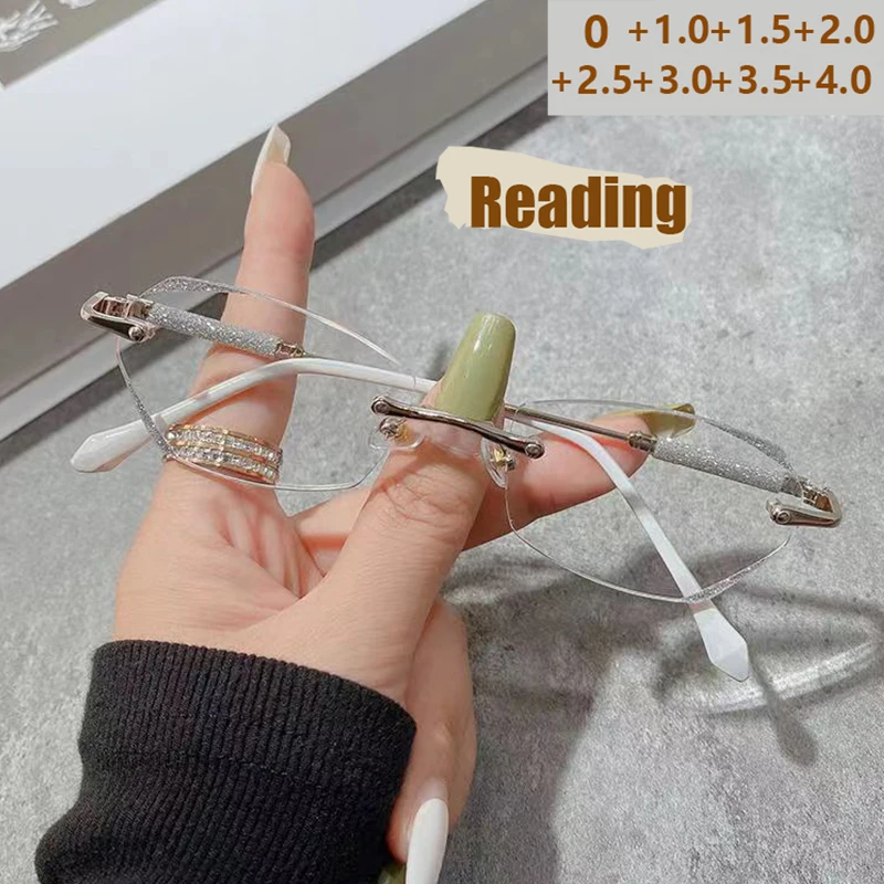 Trendige und modische Lesebrille, elegante Lesebrille für Damen, Anti-Blaulicht-Lesebrille 188 Image