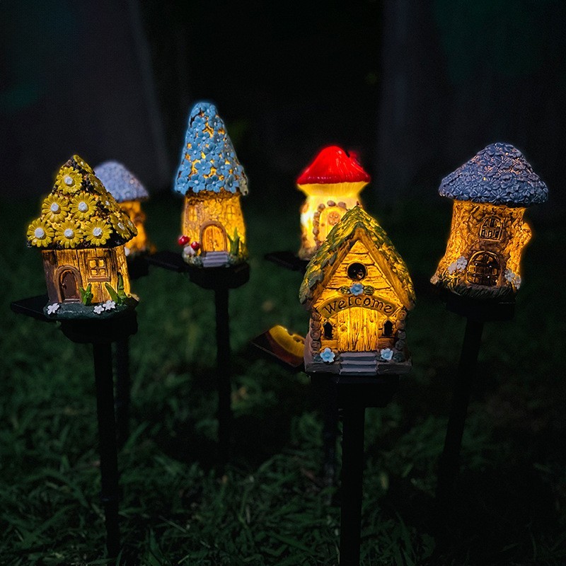 Solar Garden Landscape Light Mushroom House, Outdoor Waterproof Ground Light, New Cartoon Anime Resin Decoration green 0 5w
