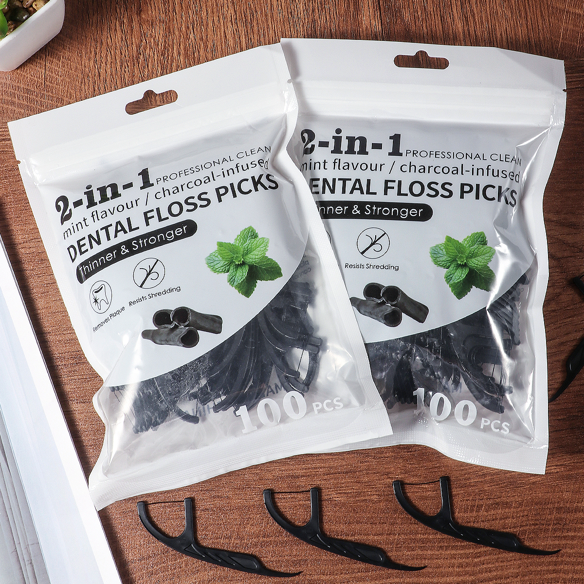 Bamboo Charcoal Mint Dental Floss Stick Interdental Cleaning Tool With Free Dental Floss Box, Suitable For Teeth & Gum 30pcs