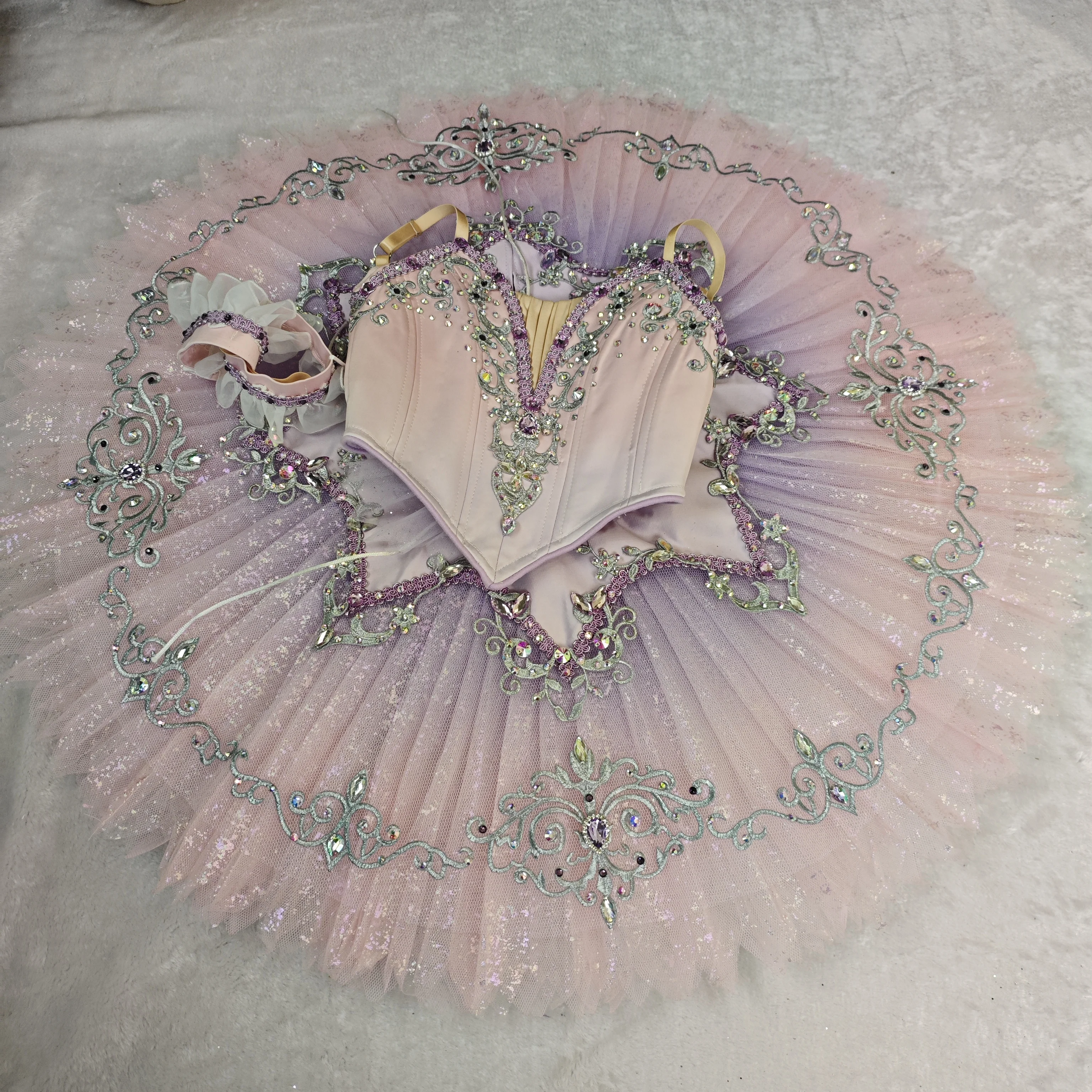 BT01601 Professionelle benutzerdefinierte Größe benutzerdefinierte Farbe Kinder Mädchen Frauen Erwachsene lila Ballett Tutu Kostüme Image