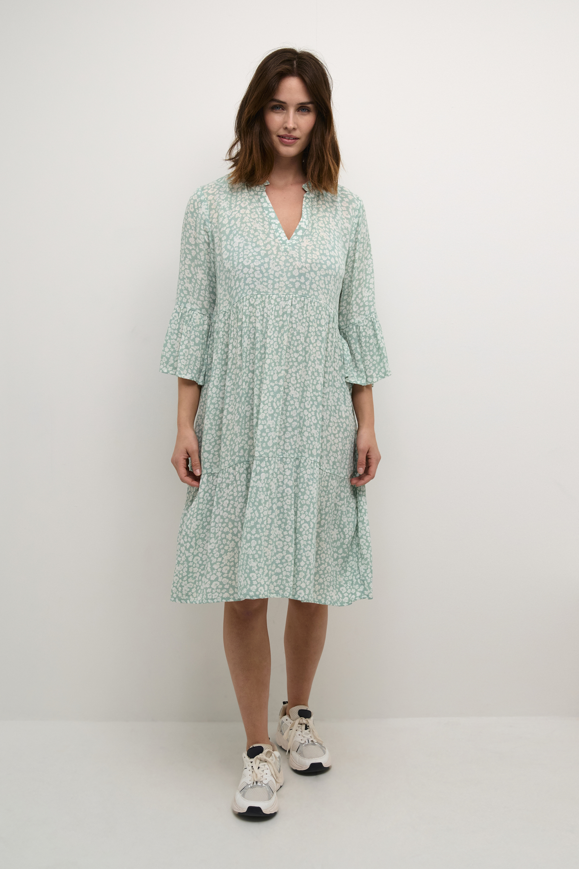 Kleid A-shape white green EU 34 / UK 6