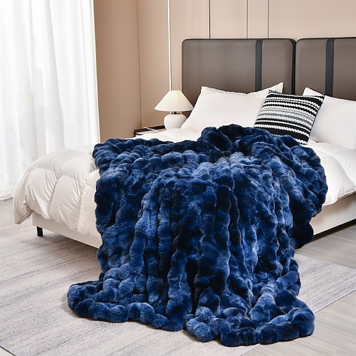 Plüschige Kaninchenfelldecke, weiche, doppellagige Kuscheldecke für Sofa, Bett, Büro oder zum Nickerchen, dicke, warme, flauschige Decke für Herbst- und Winterdekoration Image