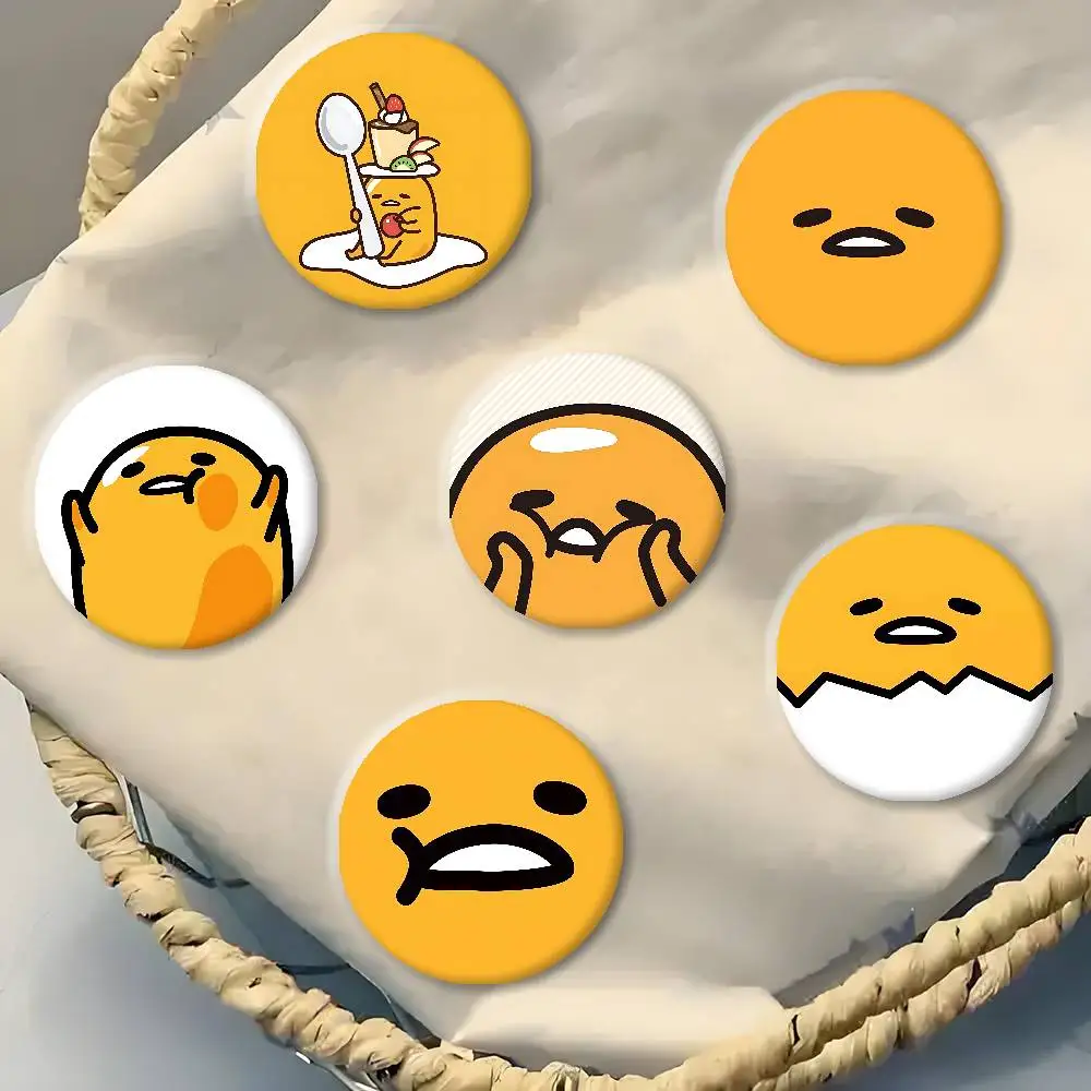 S-Sario G-Gudetama Abzeichen Periphere Anstecknadeln Weißblech Runde Brosche Für Umhängetasche Zubehör Souvenir Geschenke Image