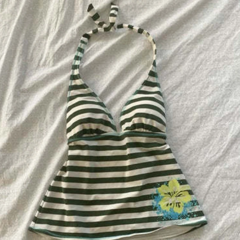 Y2k Europäisches und amerikanisches sexy grün gestreiftes Neckholder-Top mit kleinem Hosenträger und schmal geschnittenem Innenoberteil
