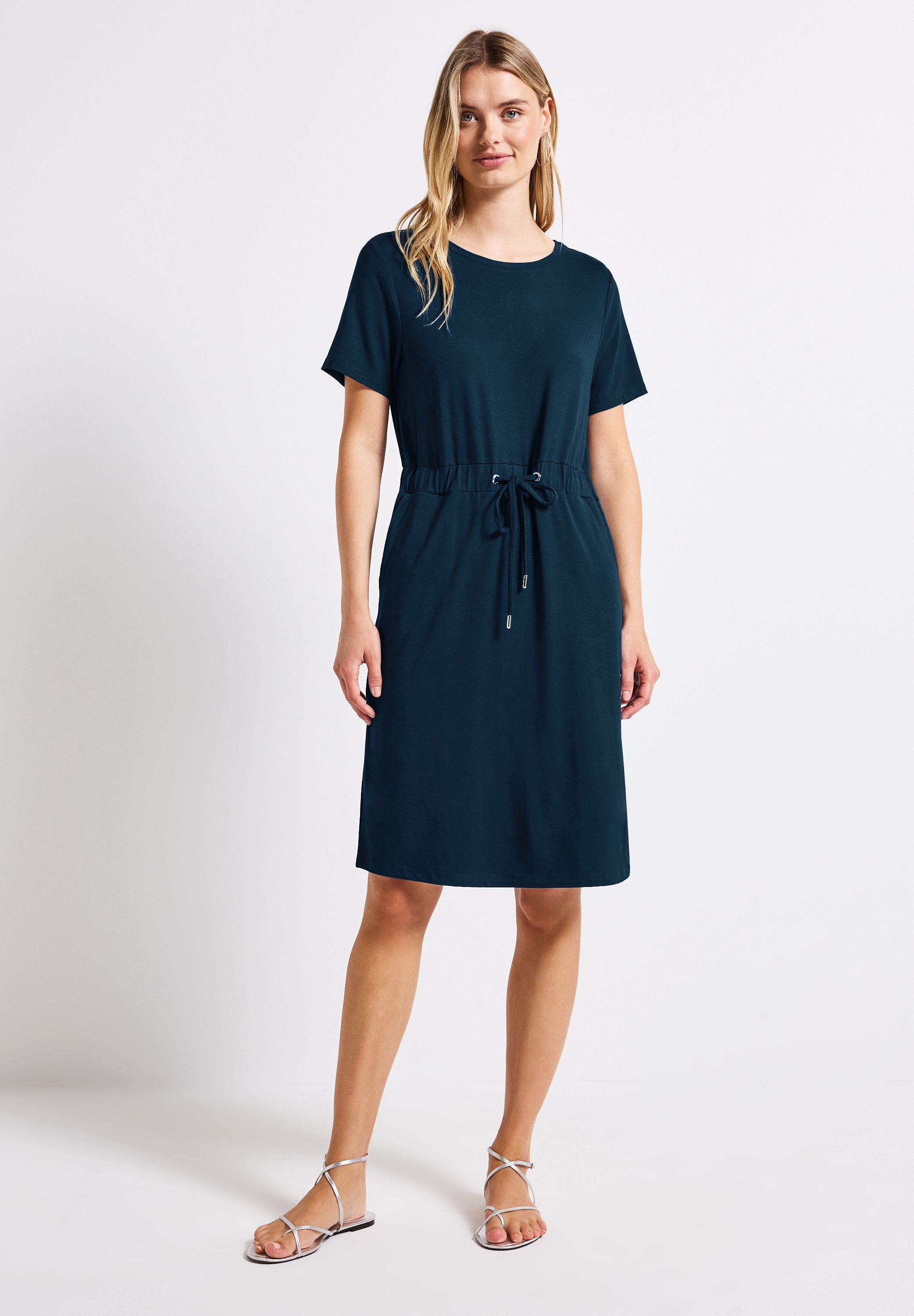 Jerseykleid STREET ONE, Damen, Gr. 46, EURO-Größen, blau (tide blau), Jersey, 95% Viskose, 5% Elasthan, unifarben, normal knielang, Rundhals, abgesteppt, Kleider Jerseykleid, mit Tunnelzug an der Taille