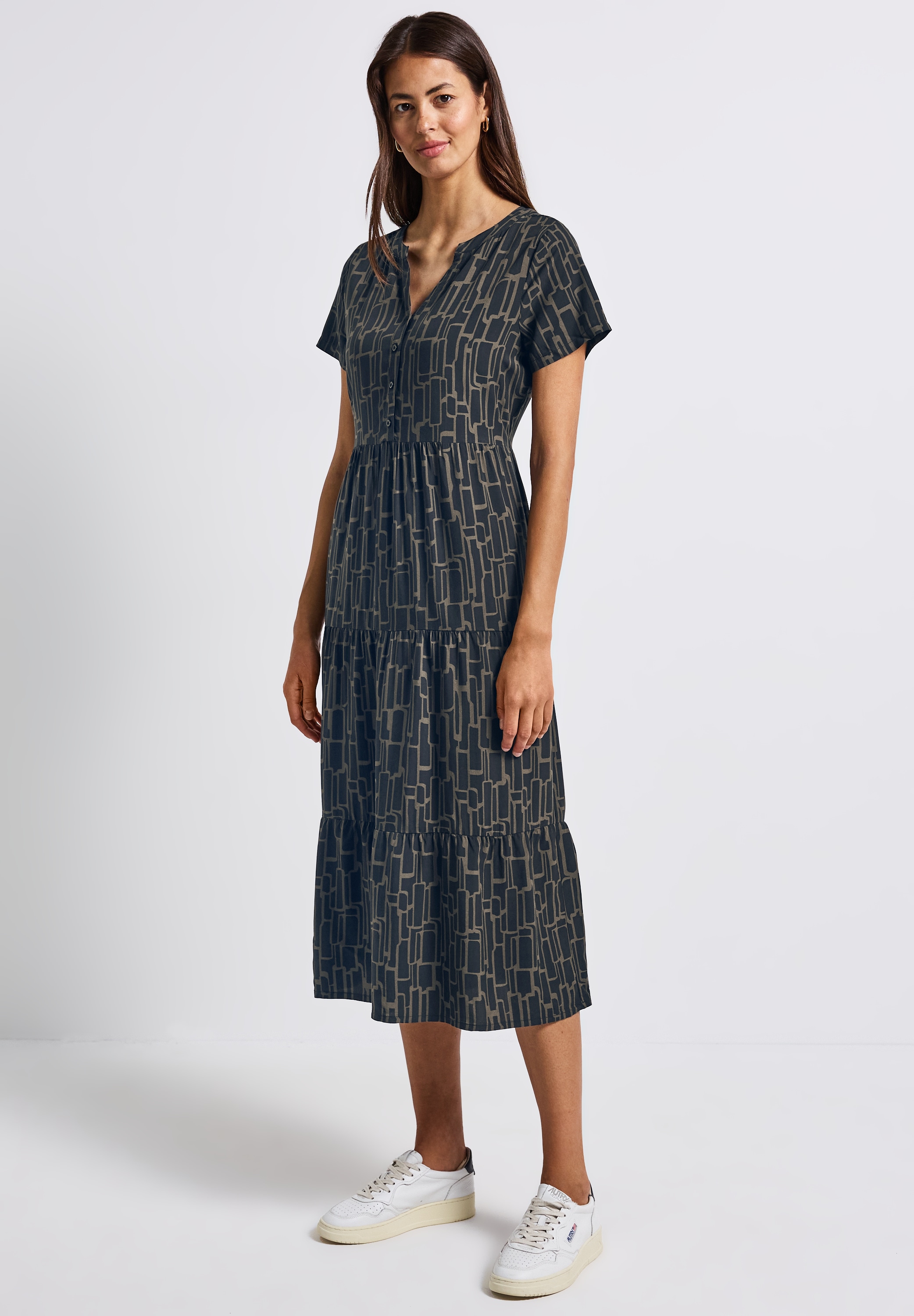 Midikleid STREET ONE, Damen, Gr. 40, EURO-Größen, blau (deepwater blau), Stoff, 100% Viskose, bedruckt, normal wadenlang, V-Ausschnitt, abgesteppt, Kleider Midikleid, aus Viskose