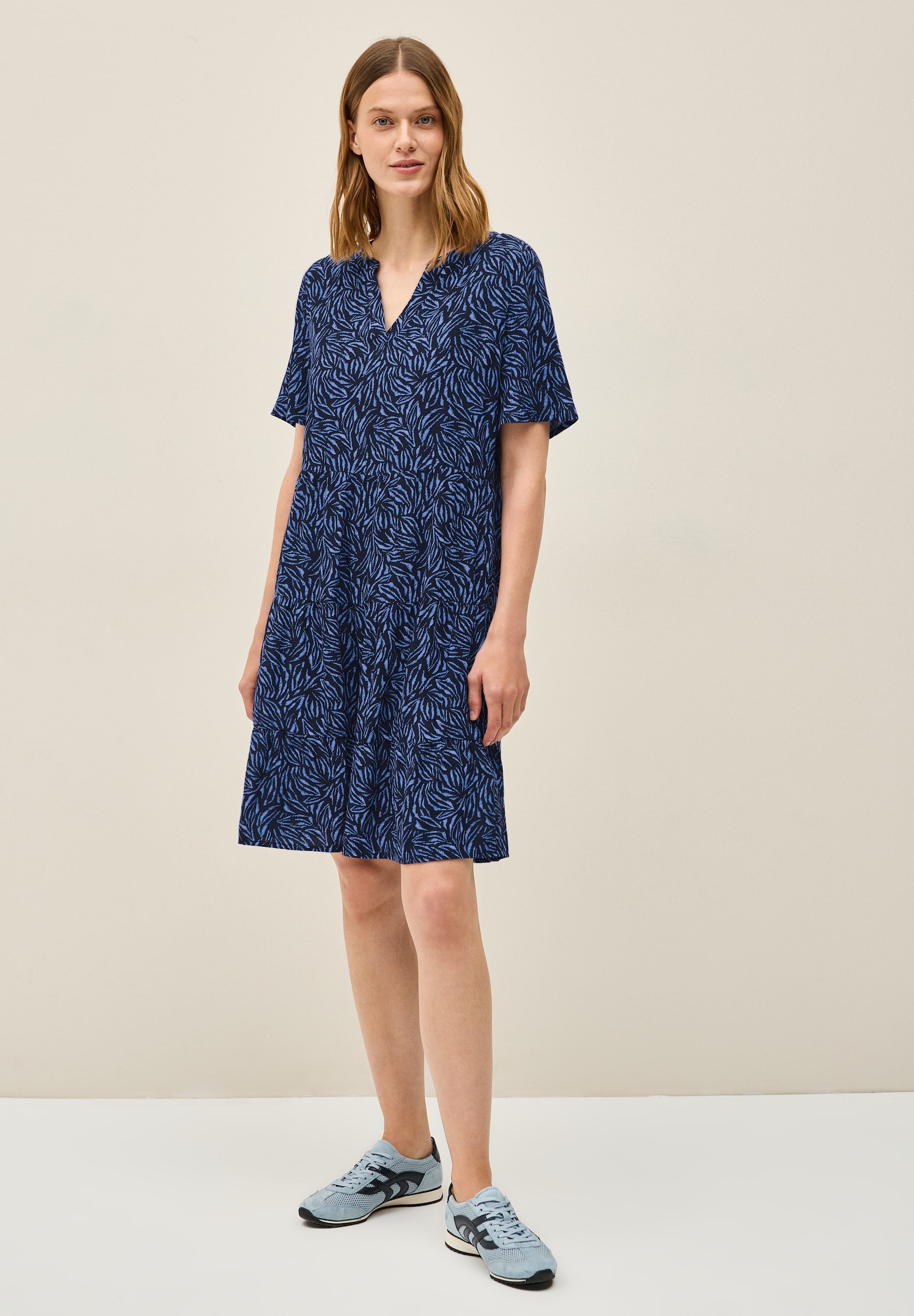 Sommerkleid CECIL, Damen, Gr. XXL (46), US-Größen, blau (urban navy blau), Stoff, 100% Viskose, bedruckt, normal knielang, V-Ausschnitt, normaler Saum, Kleider Sommerkleid, mit allover Print
