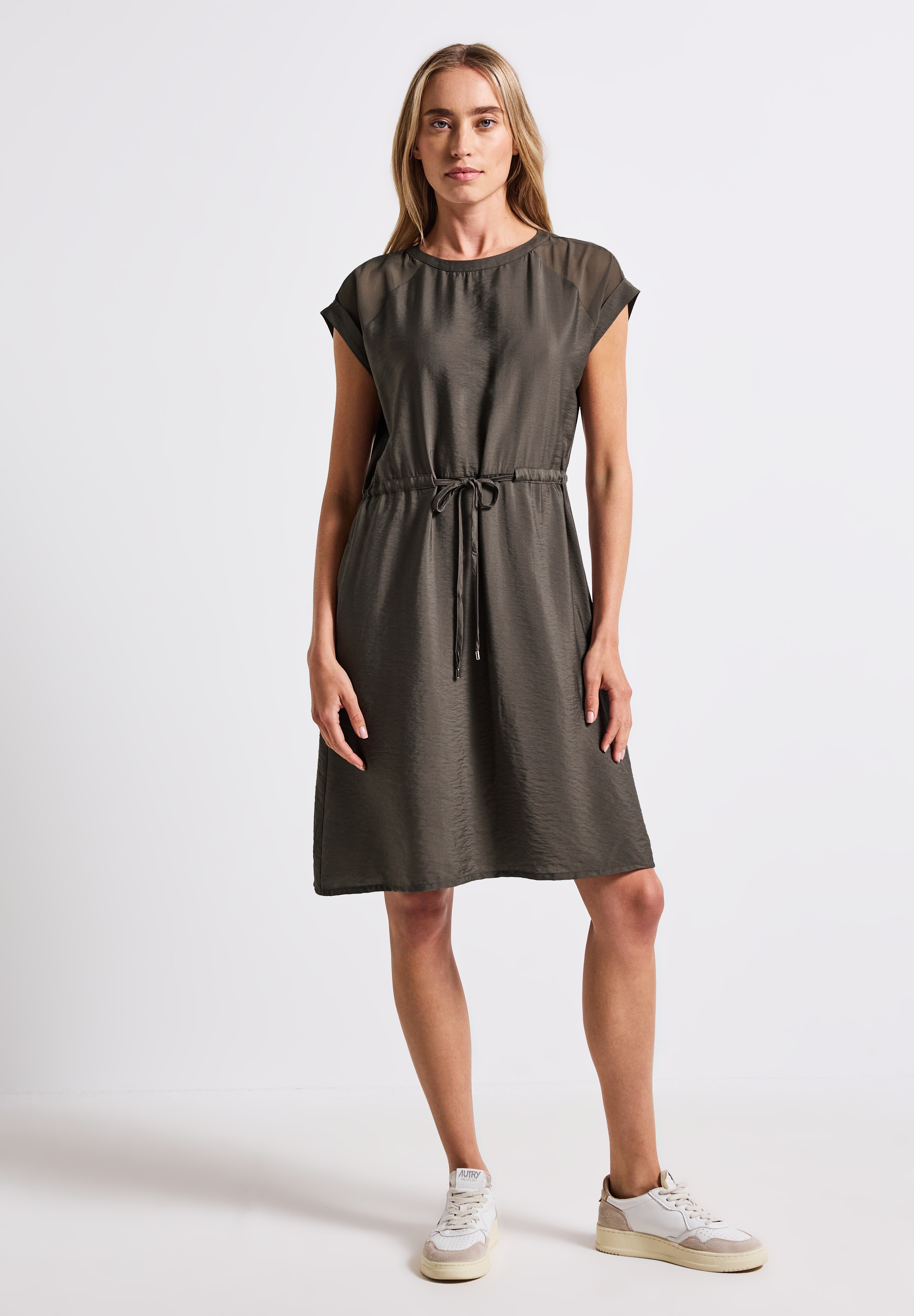 Sommerkleid STREET ONE, Damen, Gr. 34, EURO-Größen, braun (nomad braun), Stoff, 88% Viskose, 12% Polyamid, unifarben, normal knielang, Rundhals, abgesteppt, Kleider Sommerkleid, in Unifarbe