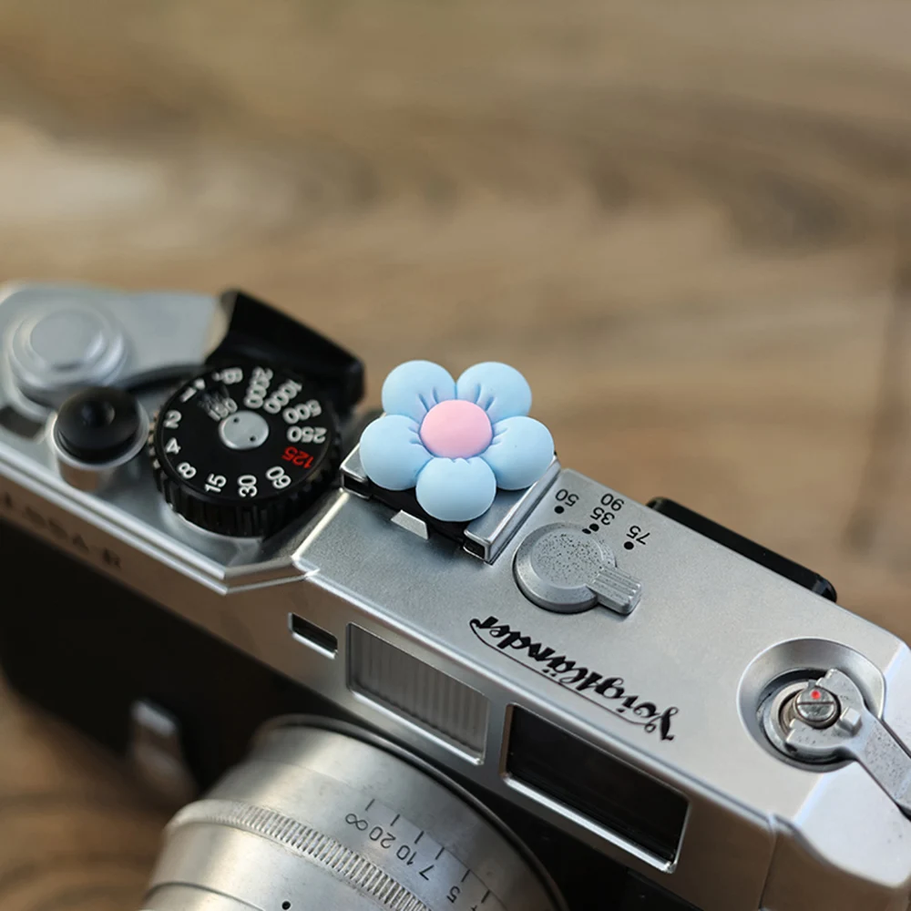 Kamera Blitzschuh Abdeckung Schöne Cartoon Blume Kappe für Canon Nikon Sony Fuji XT50 XT5 Olympus Pentax Fotografie DSLR Zubehör Image