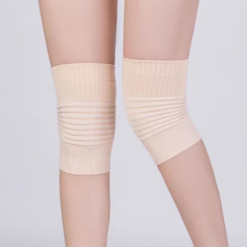 1 Pair Warm Unisex Design Cotton Knee Warmers Soft Thermal Stretch Fit Knee Protector Sleeve Knitted Knee Brace Pads Protects JointsSports Knee Pads Compression Knee Brace Elastic Support Pads Stripe