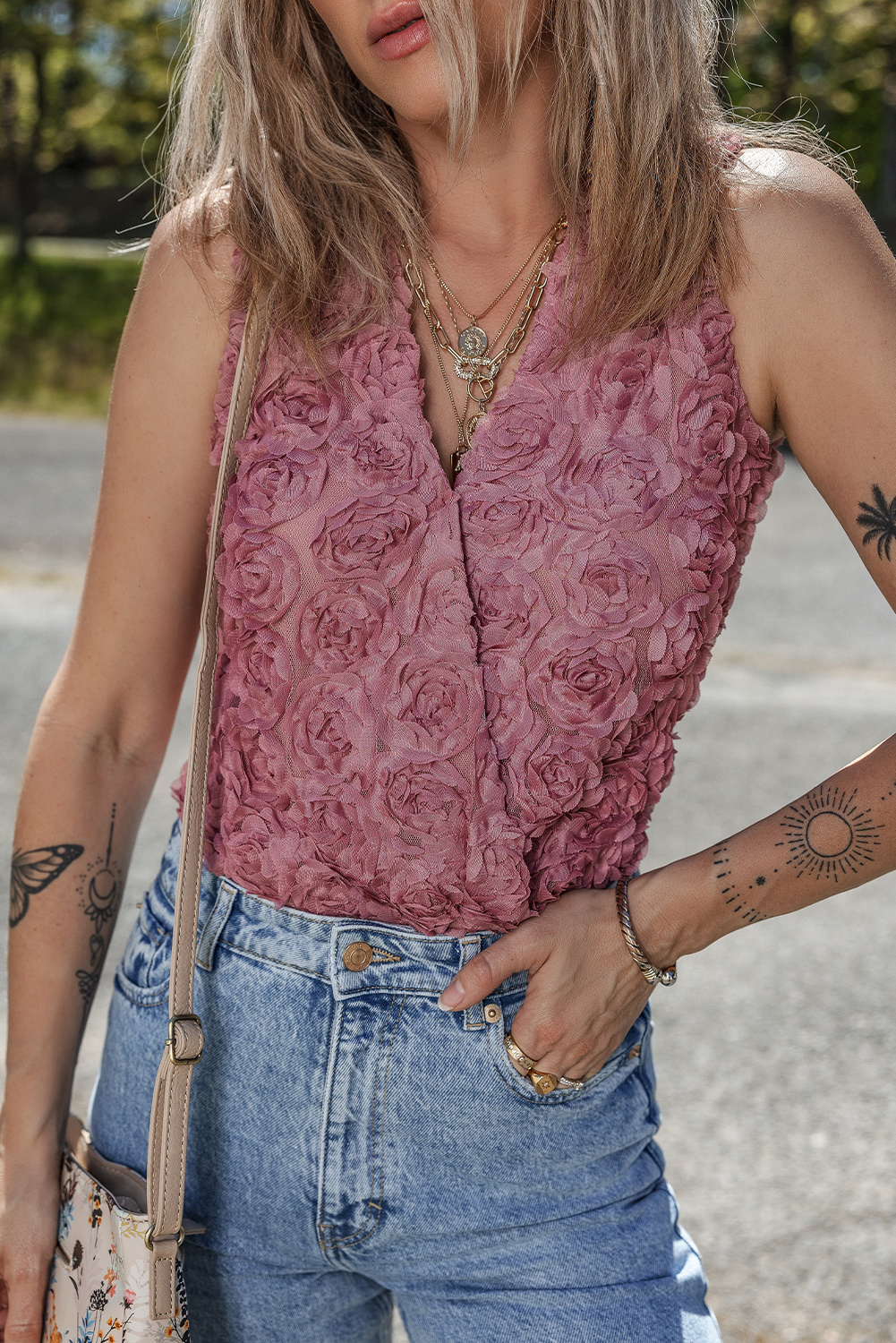 Blumen-Spitzenoberteil mit 3D-Details Image