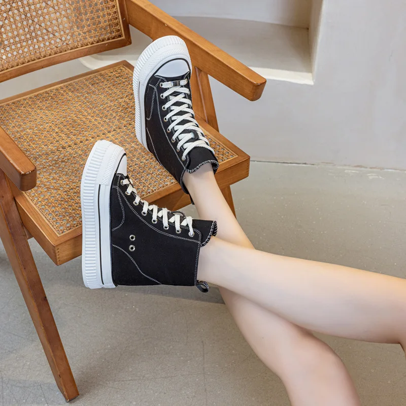13 CENTIMETRI Nuovo Piatto Super Invisibile Interno Altezza Aumento Scarpe da Donna Primavera 2025 Nuove Scarpe di Tela delle Donne High-top Muffin Casual