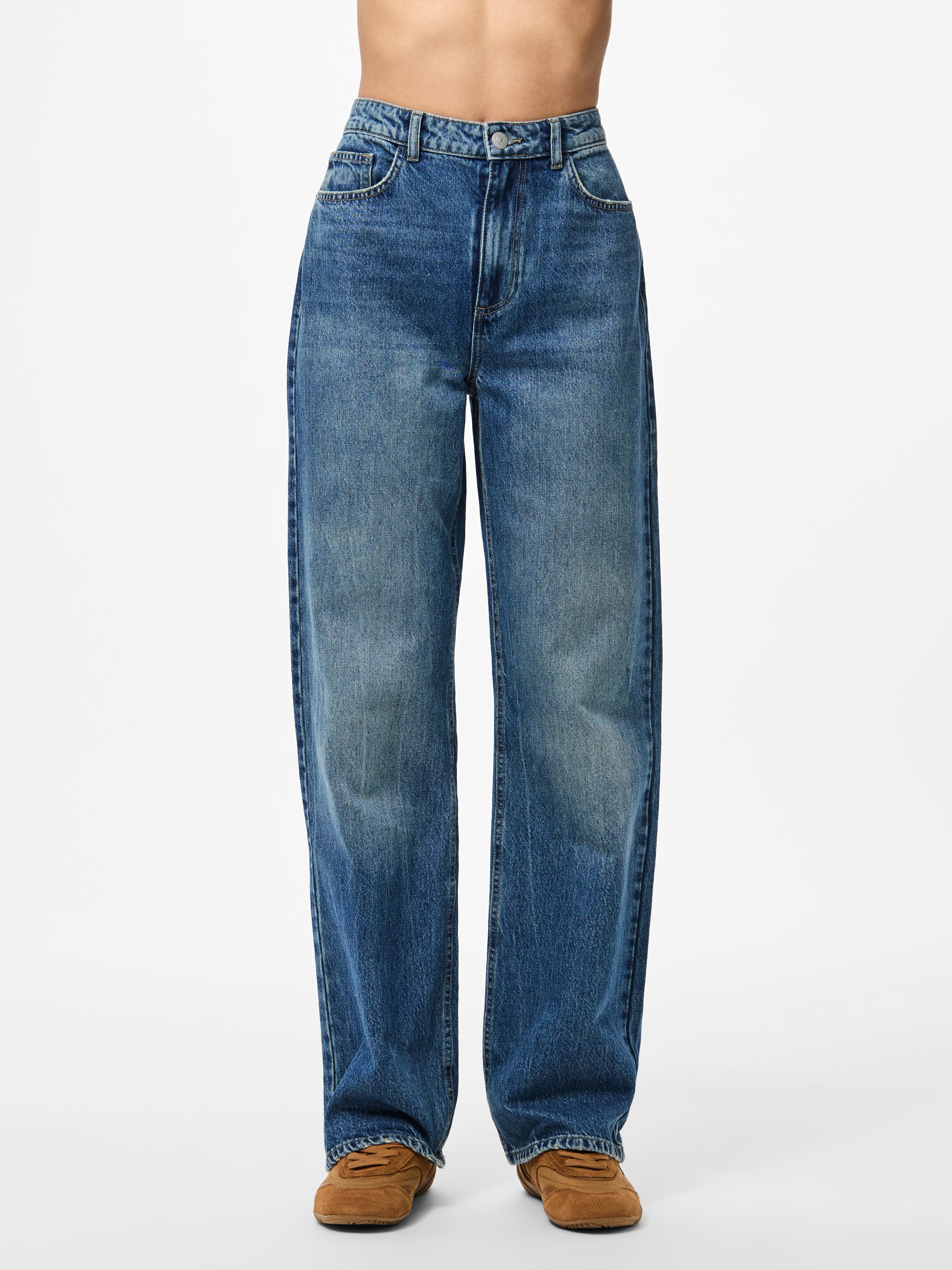 High-waist-Jeans PIECES "PCKATE HW STRAIGHT JEANS MB NOOS BC", Damen, Gr. 28, Länge 30, blau (medium blau denim), Denim/Jeans, Obermaterial: 100% Baumwolle, unifarben, straight fit, Jeans High-Waist-Jeans