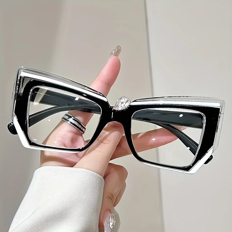 Übergroße Vintage-Lesebrille mit Cat-Eye-Motiv und geometrischem Rahmen, 1,0–4.0-Vergrößerung, klare PC-Linse Image