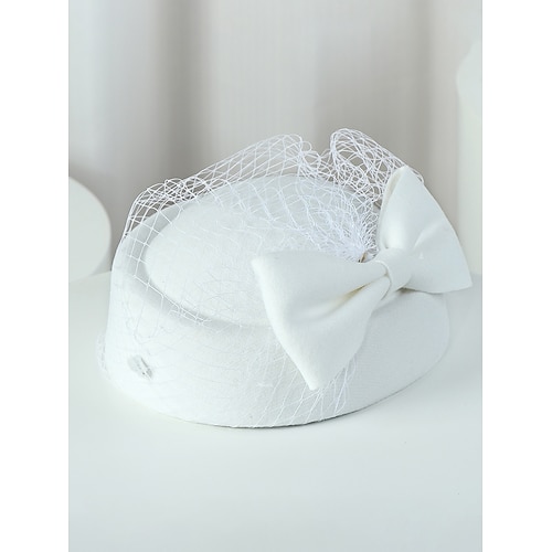 Weihnachtspartyhut für Damen – aus Kunstwolle, mit Schleife und Netzmuster, in verschiedenen Farben erhältlich, perfekt für festliche Anlässe und Wintermode. Image